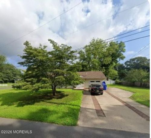 674 White Cedar Dr, Toms River, NJ, 08753-5542 | Card Image