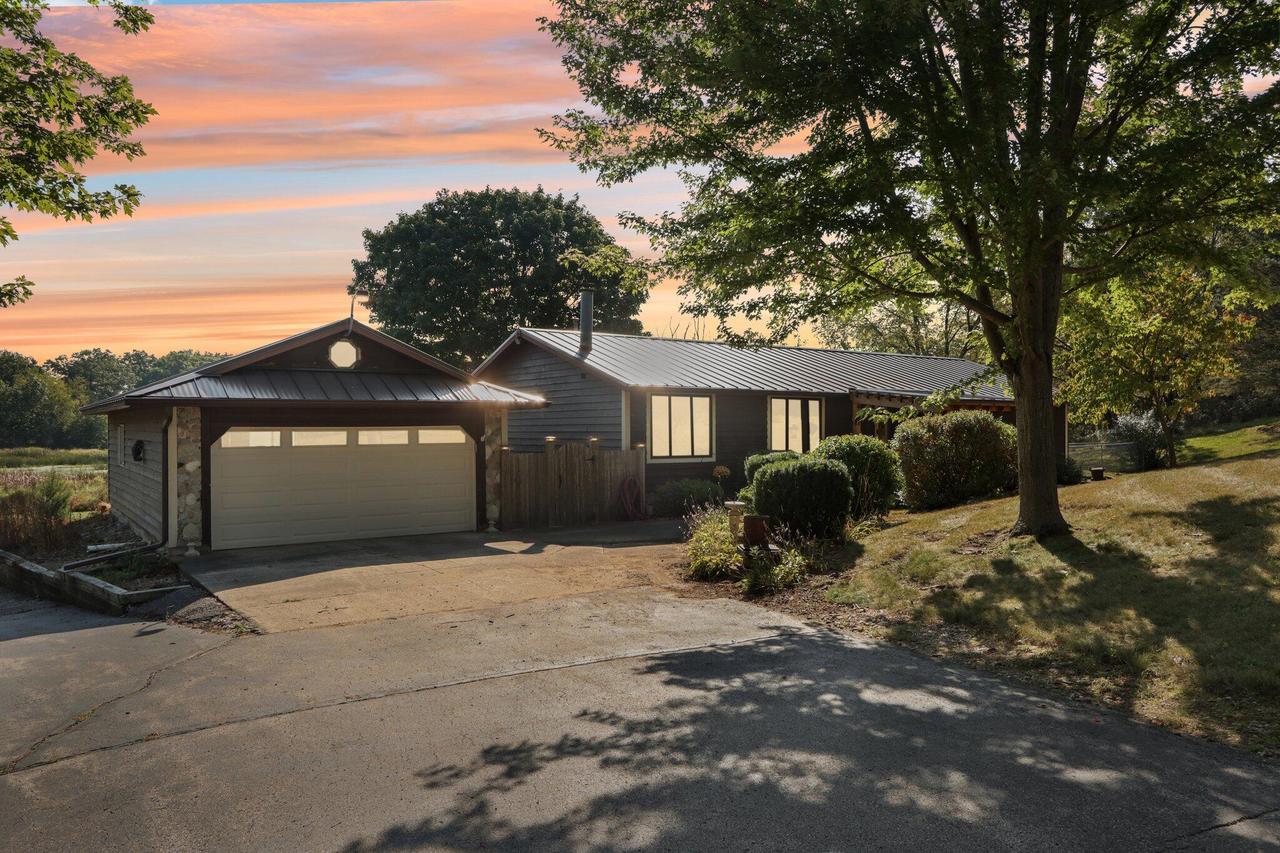 Fishman Rd, Burlington, WI 53105