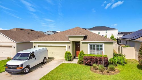 2352 White Poppy Dr, KISSIMMEE, FL, 34747-1752 | Card Image