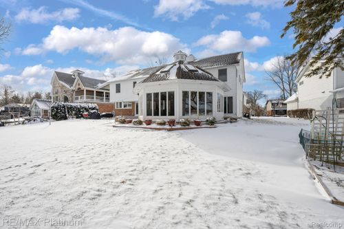 2863 Walmsley Circle Dr, Lake Orion, MI, 48360-1641 | Card Image