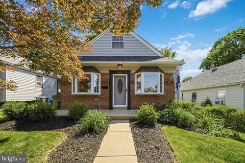 2452 Arlington Ave, ABINGTON, PA, 19001-3110 | Card Image