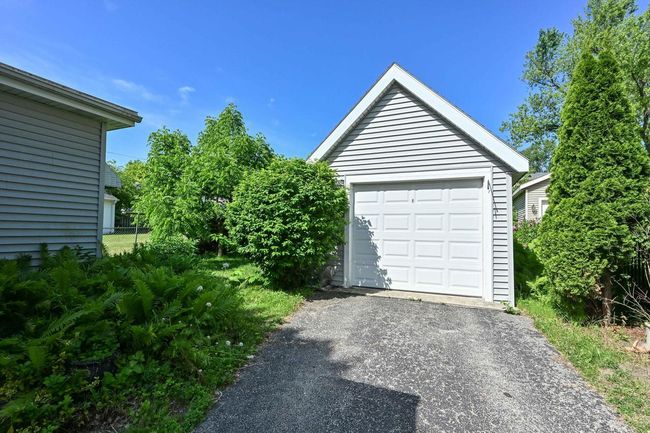 318 Hyde Park Avenue, House other with 3 bedrooms, 1 bathrooms and null parking in Waukesha WI | Image 26