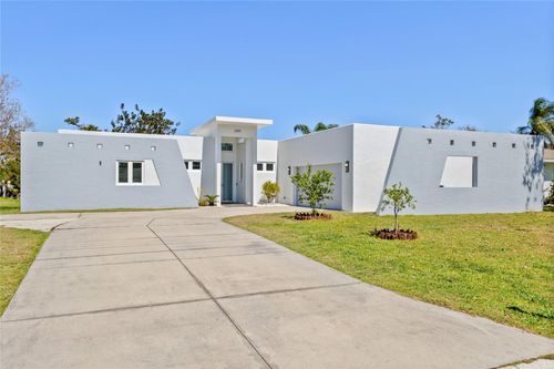 3319 Mayflower St, SARASOTA, FL, 34231-8209 | Card Image