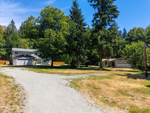 2295 S Camano Dr, Camano Island, WA, 98282-6369 | Card Image
