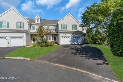 20 Straton Court, Condo with 3 bedrooms, 2 bathrooms and 2 parking in Parlin NJ | Image 2