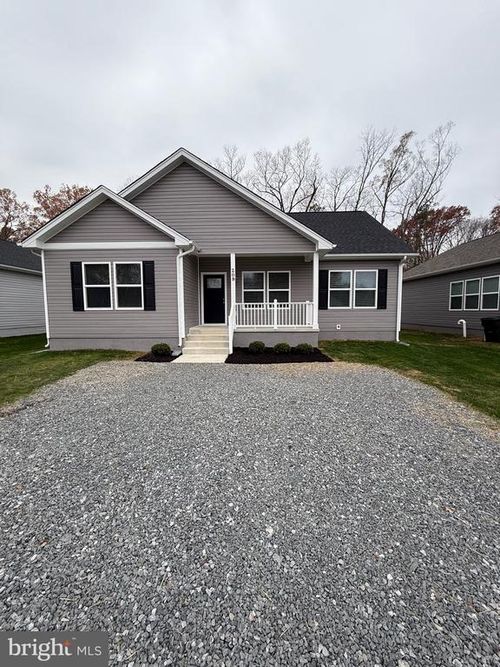 209 Holly Way, COLONIAL BEACH, VA, 22443-3232 | Card Image