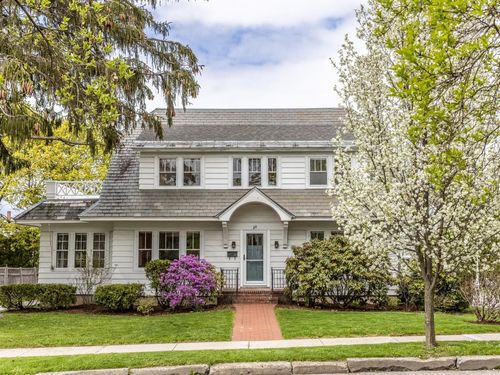 28 Henderson Ter, Burlington, VT, 05401-3514 | Card Image