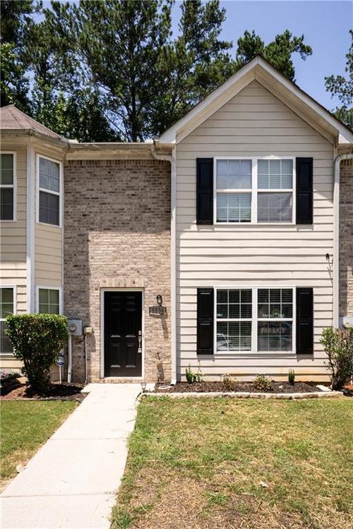 5538 Pineridge Ct, Forest Park, GA, 30297-6620 | Card Image