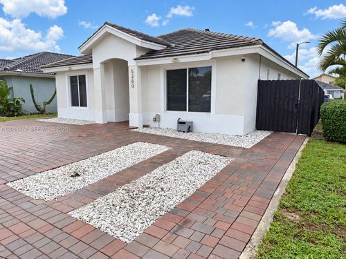 5260 Nw 184th Ln, Miami Gardens, FL, 33055-5304 | Card Image