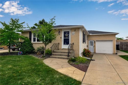58 Caroline Ln, Depew, NY, 14043-1906 | Card Image