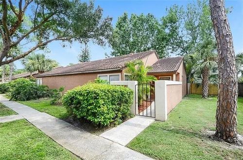 668-668 Montego Bay Ct, WINTER PARK, FL, 32792-4916 | Card Image