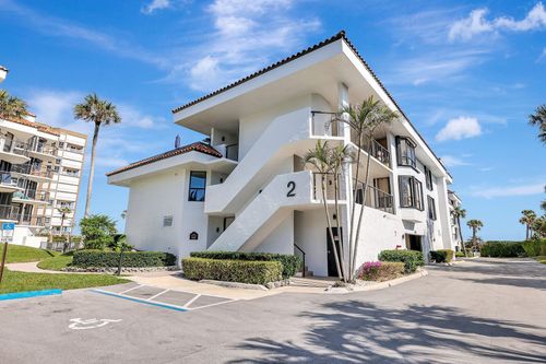 211-4100 N Highway A1a, Hutchinson Island, FL, 34949 | Card Image