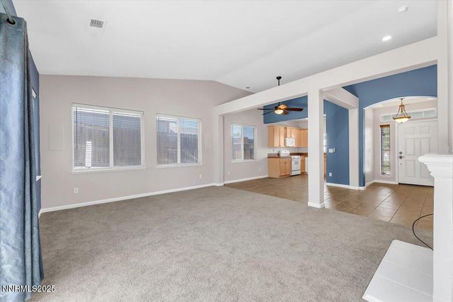 158 Desert Springs Ln, House other with 3 bedrooms, 2 bathrooms and 2 parking in Fernley NV | Image 9