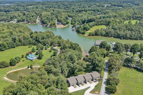 123-219 Shoreline Marina Cir, Moneta, VA, 24121-2396 | Card Image