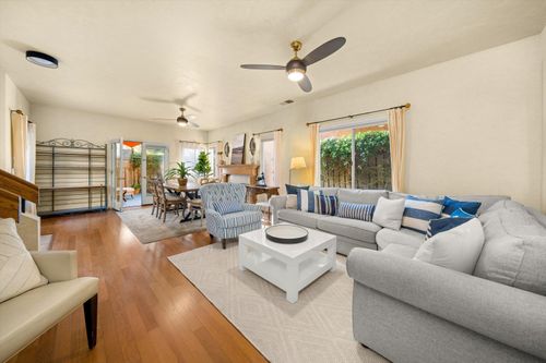 925 W Victoria Street, SANTA BARBARA, CA, 93101 | Card Image