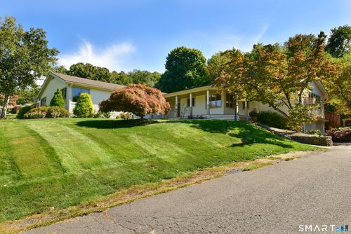 27 Gail Dr, Ellington, CT, 06029-3414 | Card Image