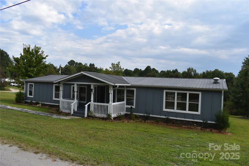 91 Sweet Gum Dr, Nebo, NC, 28761-5519 | Card Image