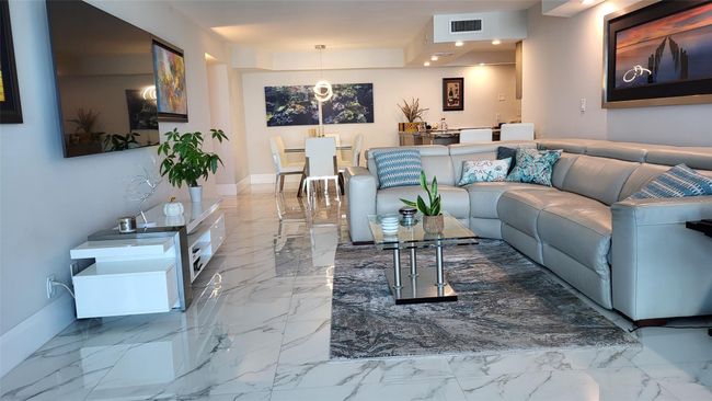 APT-1407 - 1360 S Ocean Blvd, Condo with 2 bedrooms, 2 bathrooms and null parking in Pompano Beach FL | Image 12