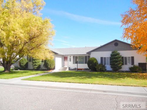 4439 Leesburg Cir, Idaho Falls, ID, 83404-8407 | Card Image