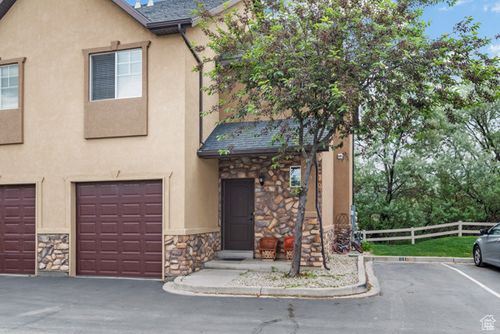 861 W 310 S, Pleasant Grove, UT, 84062-2863 | Card Image