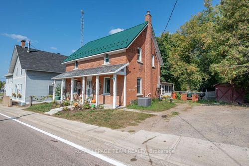 {{alt}} | Card Image