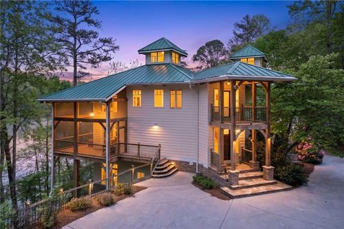 8990 Fields Way, Gainesville, GA, 30506-5966 | Card Image