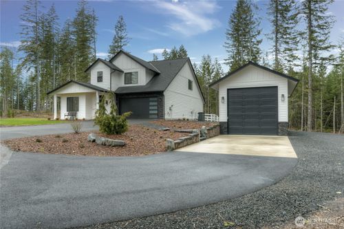 901 W Clear Lake Dr, Shelton, WA, 98584-1743 | Card Image