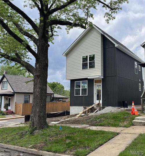6543 Crest Ave, Saint Louis, MO, 63130-2639 | Card Image