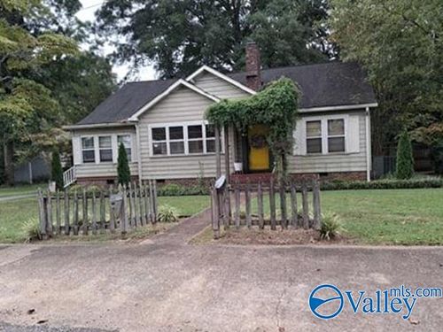 704 Patrick Street, Scottsboro, AL, 35768 | Card Image