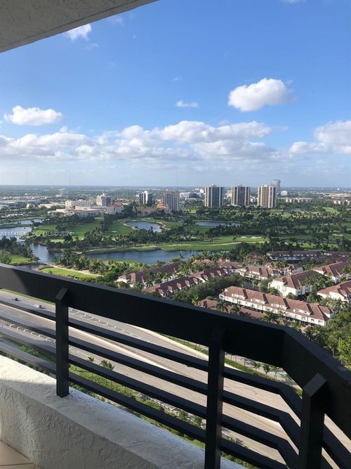 3004-3500 Mystic Pointe Dr, Aventura, FL, 33180-2578 | Card Image