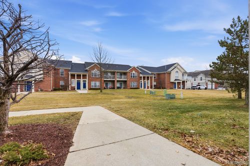 128-51602 Stern Lane, Chesterfield Township, MI, 48051 | Card Image