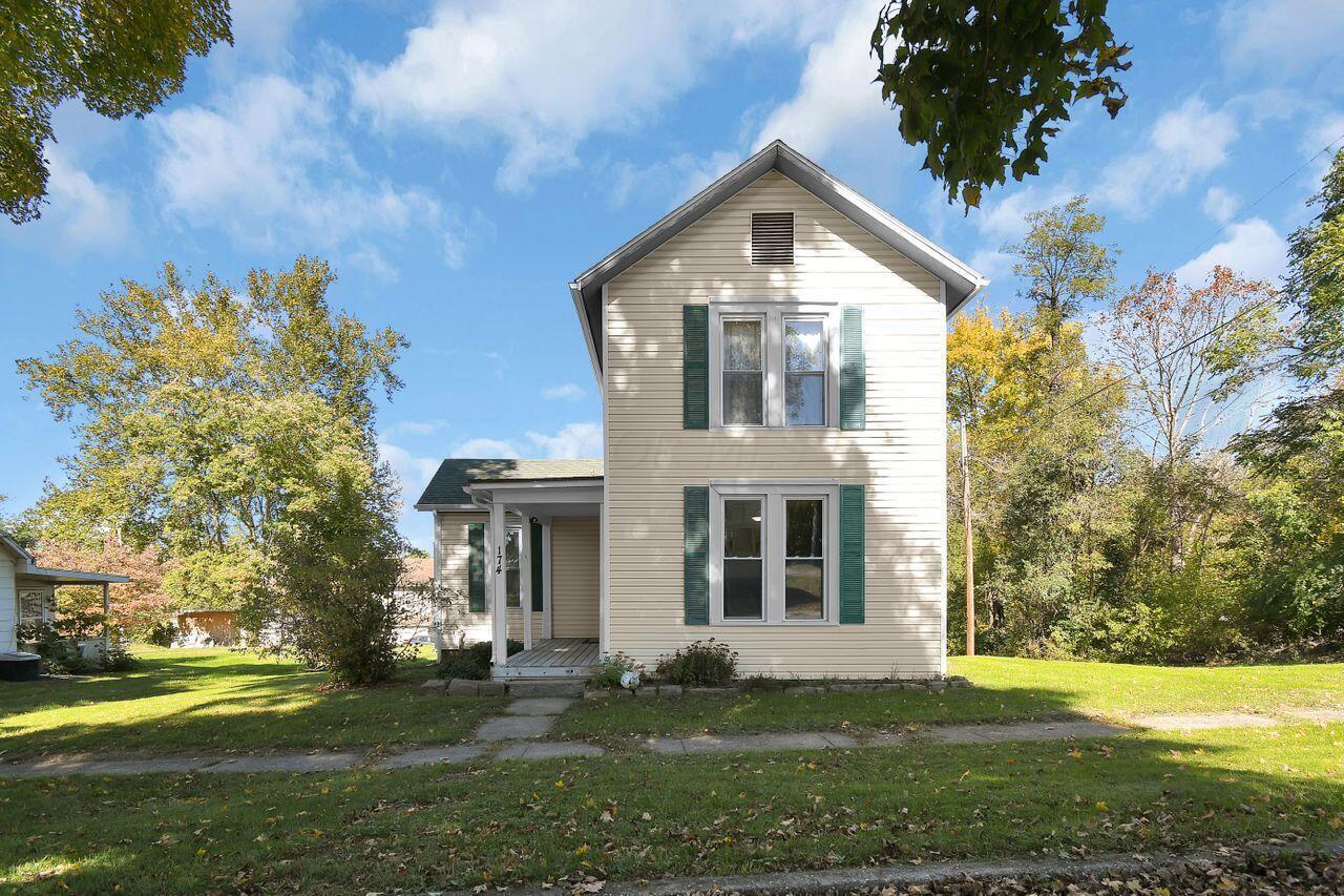 Cheney St, Roseville, OH 43777