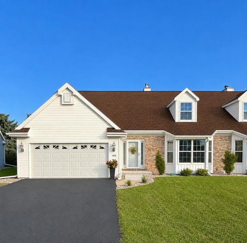 2591 Village Lane, OSHKOSH, WI, 54904 | Card Image