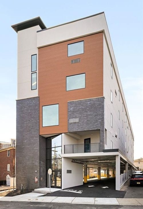 240 Columbia Ave, Fort Lee, NJ, 07024-4127 | Card Image