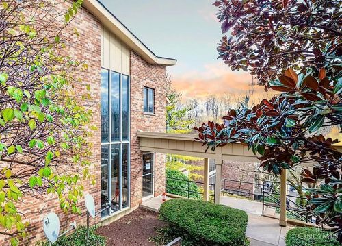 3069 Alpine Ter, Cincinnati, OH, 45208-2941 | Card Image
