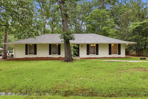 114 Whippoorwill Rd, Brandon, MS, 39047-6429 | Card Image