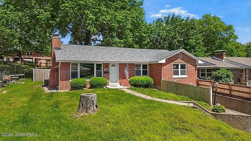 412 Meier Dr, Jefferson City, MO, 65109-0856 | Card Image