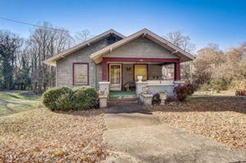 322 2nd Street Pl Se, Hickory, NC, 28602-3705 | Card Image