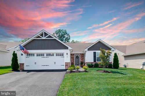 18 Senators Way, BERLIN, NJ, 08009-1653 | Card Image