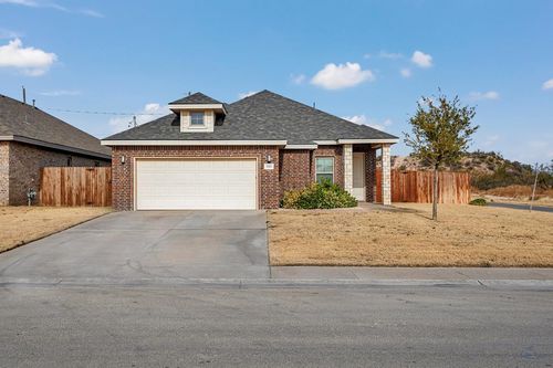 3315 Fenn St, Big Spring, TX, 79720-3555 | Card Image