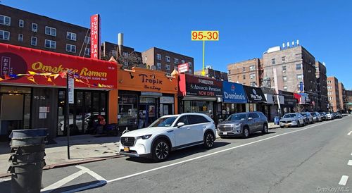 95 Queens Blvd, Rego Park, NY, 11374-1136 | Card Image