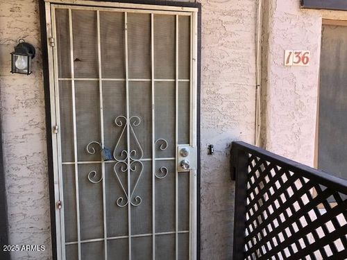 136-1927 E Hampton Ave, Mesa, AZ, 85204-6058 | Card Image