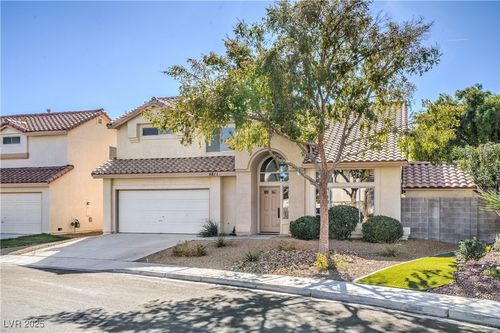 5811 Trailblazer Dr, North Las Vegas, NV, 89031-1572 | Card Image