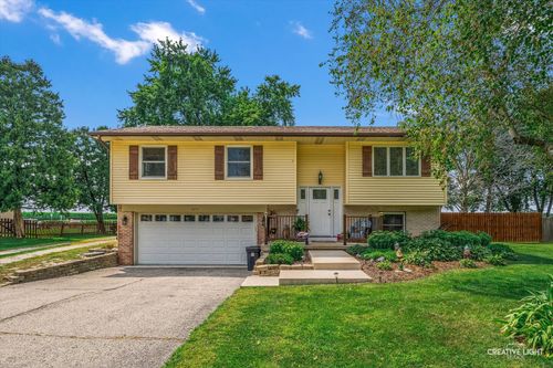 1623 Vale St, Sandwich, IL, 60548-2336 | Card Image