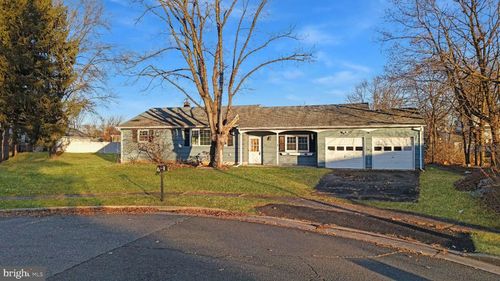 3 Susan Ct, Piscataway, NJ, 08854-2443 | Card Image