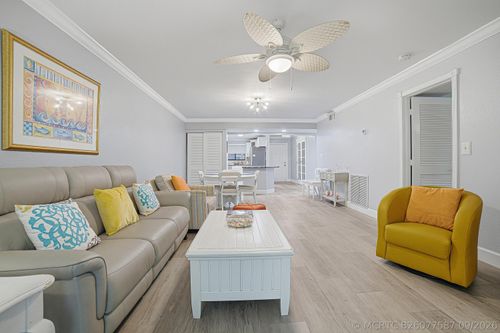 103-3525 S Ocean Blvd, South Palm Beach, FL, 33480-5738 | Card Image