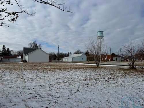 302 Montana St, Wakonda, SD, 57073-2059 | Card Image