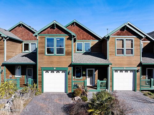 12 Nw 17th Pl, Warrenton, OR, 97146-9728 | Card Image