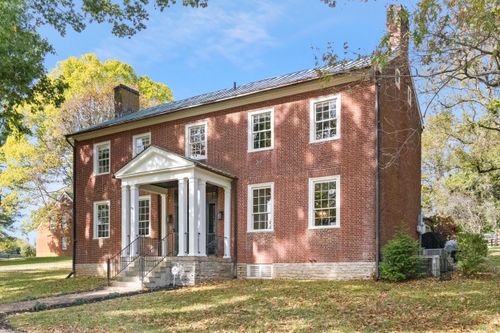 3725 Bowman Mill Rd, Lexington, KY, 40513-9716 | Card Image