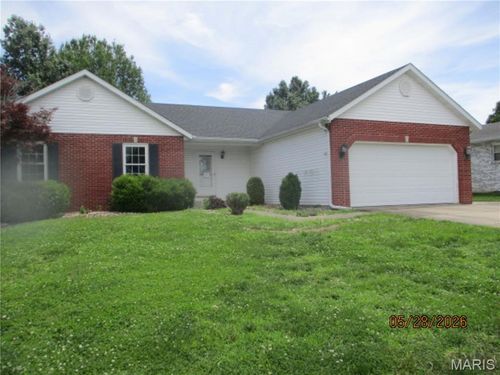 318 Cortner Dr, Smithton, IL, 62285-1468 | Card Image